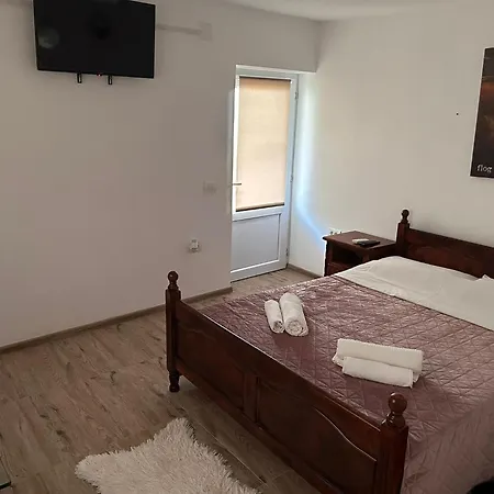 Casuta Galbena Σπίτι διακοπών *